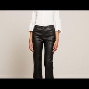ELIZA FAUX LEATHER CROPPED PANT Brand: Lucy Paris